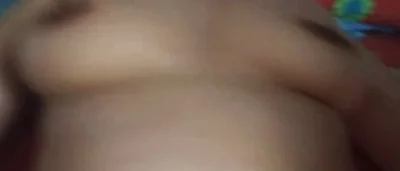 大奶黑B