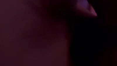 真实长腿辣妈少妇  家中偷情