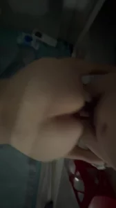继续后入人妻，这次戴套后入